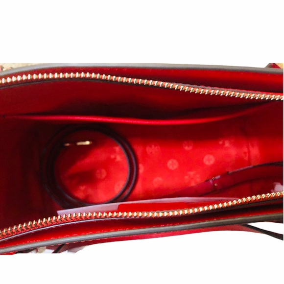 Tory Burch - Emerson Zip Tote - Picture 9 of 9